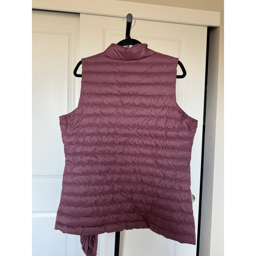 Lululemon Pack It Down Vest Plumful Size‎ 12